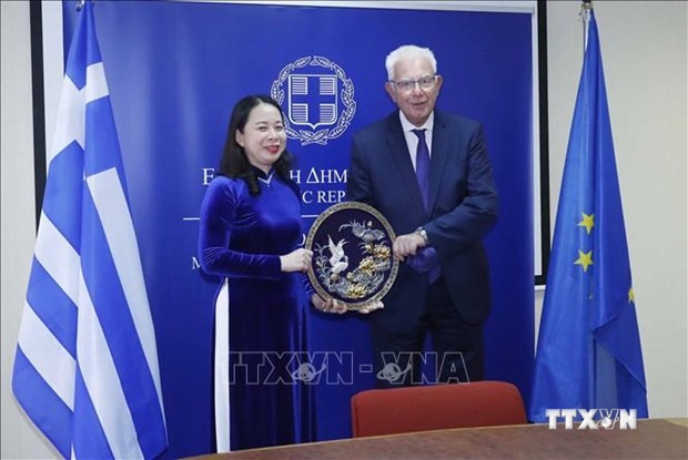 越南国家副主席武氏映春圆满结束对希腊的正式访问