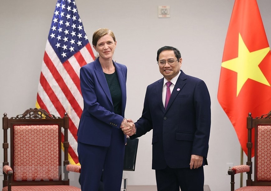 越南政府总理范明政会见美国国际开发署署长萨曼莎