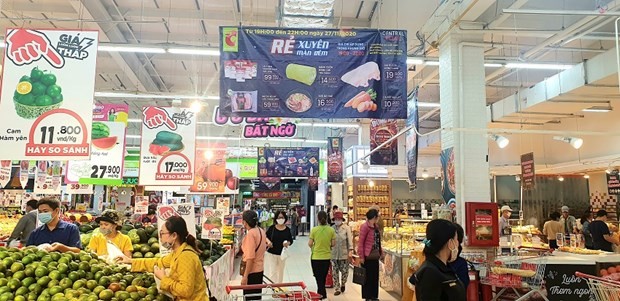  2020年越南商品零售和服务业收入约达5000万亿越盾