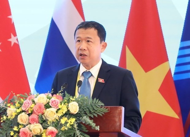 越南出席法语国家议会联盟委员会会议