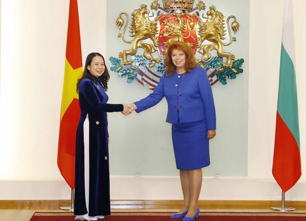  越南国家副主席武氏映春对保加利亚进行正式访问