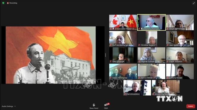 越南共产党建党92周年：加拿大学者高度评价党在越南国家建设中的领导作用