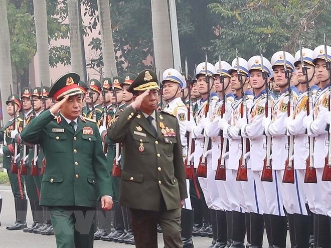 柬埔寨副首相兼国防大臣迪班对越南进行正式访问