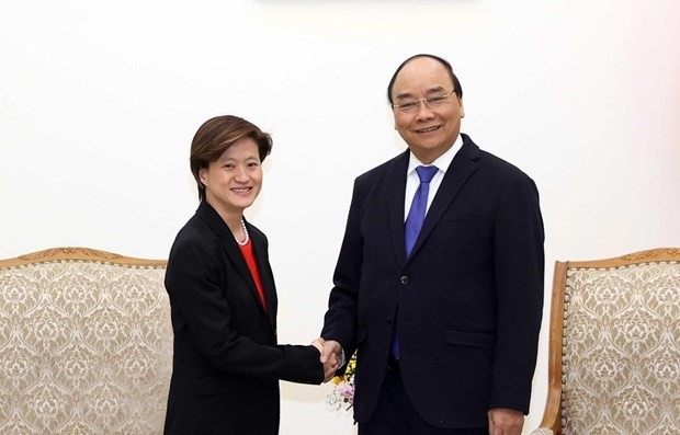 越南政府总理阮春福会见新加坡驻越大使
