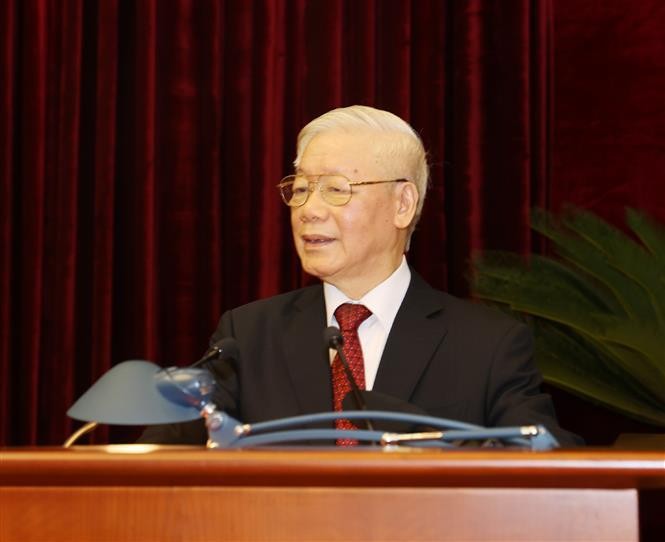 越共十三届中央委员会第二次全体会议落幕