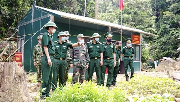 越南军队加强支援各地方抗击疫情