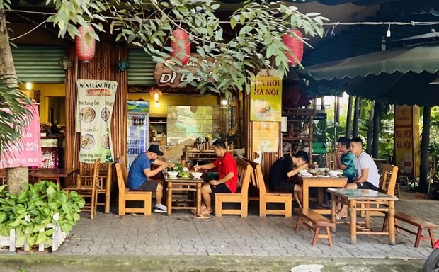 胡志明市各家餐饮服务场所自10月28日起可提供现场就餐服务