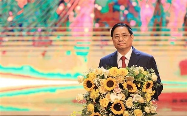 越南政府总理范明政出席2021年第十六届国家新闻奖颁奖典礼