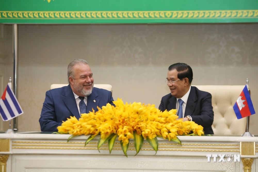 柬埔寨与古巴巩固合作关系