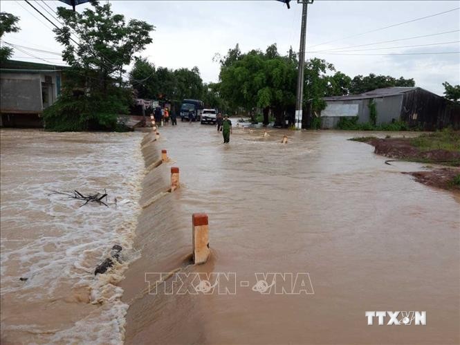 Mưa lớn gây ngập lụt cục bộ một số nơi ở Đắk Lắk