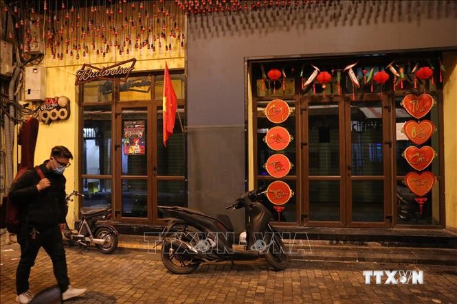 Dịch COVID-19: Hà Nội dừng các hoạt động lễ hội, thực hiện giãn cách tại quán cà phê, nhà hàng