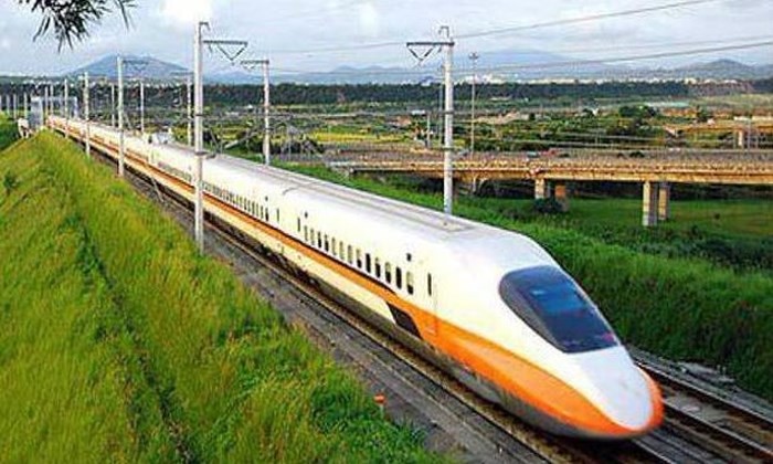 Đề xuất ưu tiên đầu tư 2 đoạn của đường sắt tốc độ cao Bắc - Nam