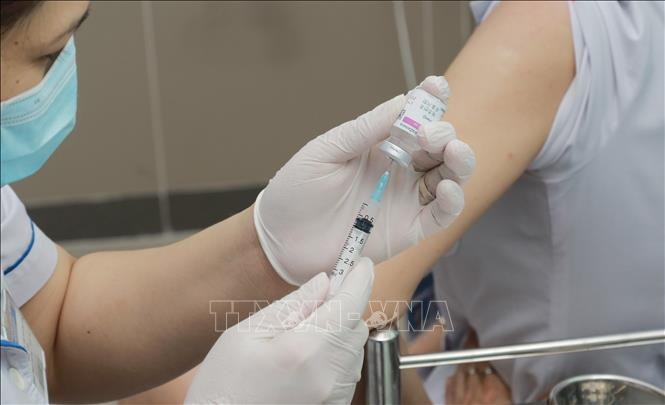 Việt Nam đã có hơn 45.000 người được tiêm chủng vaccine COVID-19
