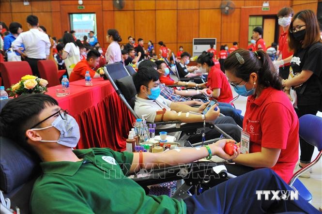 Ngày toàn dân hiến máu tình nguyện (7/4): Hiến máu tình nguyện hãy hiến thường xuyên