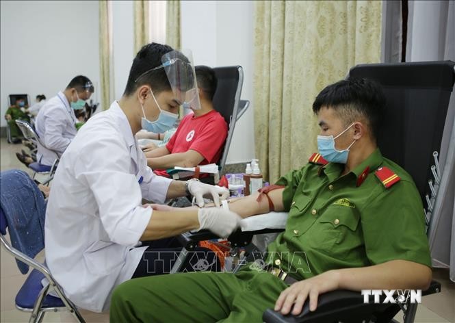 Hành trình Đỏ lần thứ IX tại Lai Châu: Hơn 2.300 tình nguyện viên tham gia hiến máu