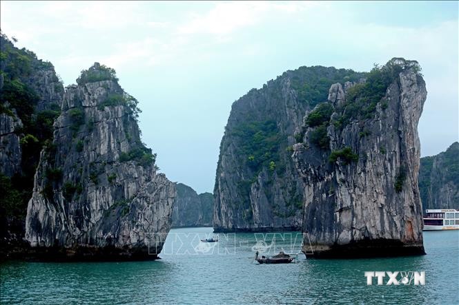  Quảng Ninh tái khởi động du lịch nội tỉnh