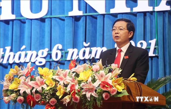 Ông Hồ Quốc Dũng được bầu làm Chủ tịch HĐND tỉnh Bình Định. Ảnh: Phạm Kha - TTXVN