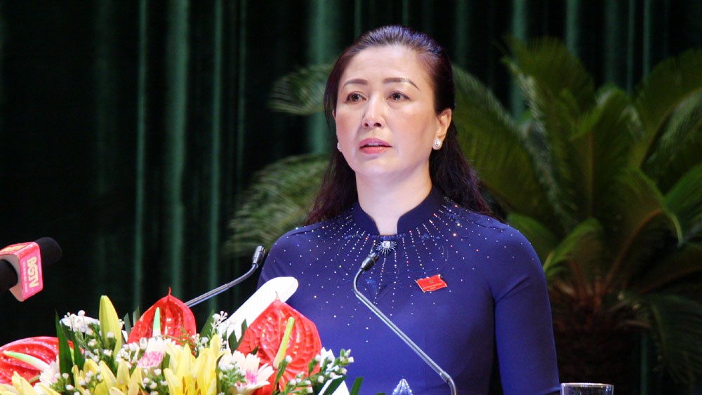 Bà Lê Thị Thu Hồng được bầu làm Chủ tịch HĐND tỉnh Bắc Giang