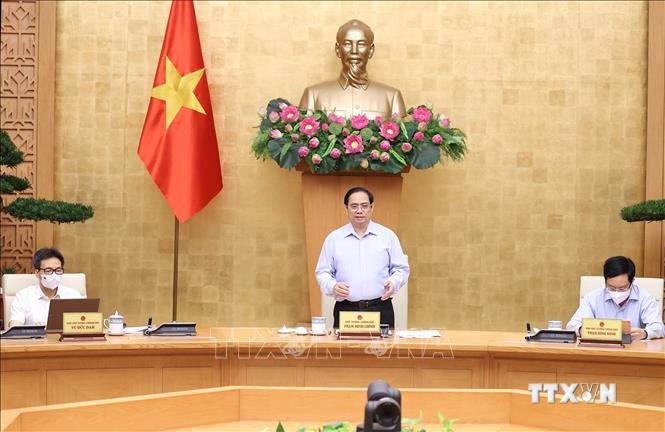 Thủ tướng Phạm Minh Chính: Thành lập ngay các trung tâm cứu trợ, đường dây nóng, tổ tình nguyện để hỗ trợ người dân mọi lúc, mọi nơi, mọi vấn đề