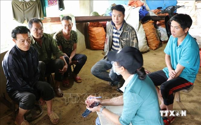 Nhiều học viên lớp kỹ thuật gò hàn ở xã Sùng Phài, thành phố Lai Châu chưa nhận được chứng chỉ nghề và hỗ trợ sau gần hai năm học. Ảnh: Việt Hoàng - TTXVN