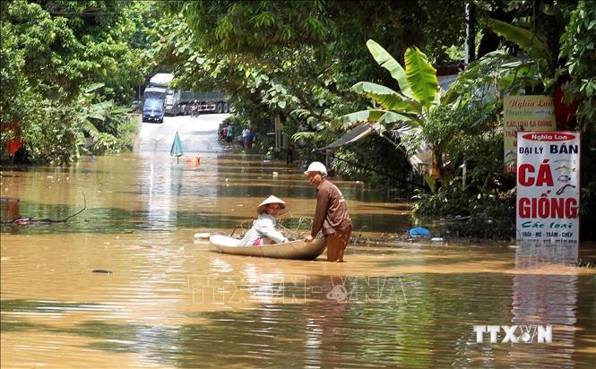 Mưa lớn kèm dông lốc gây nhiều ảnh hưởng tại Lào Cai