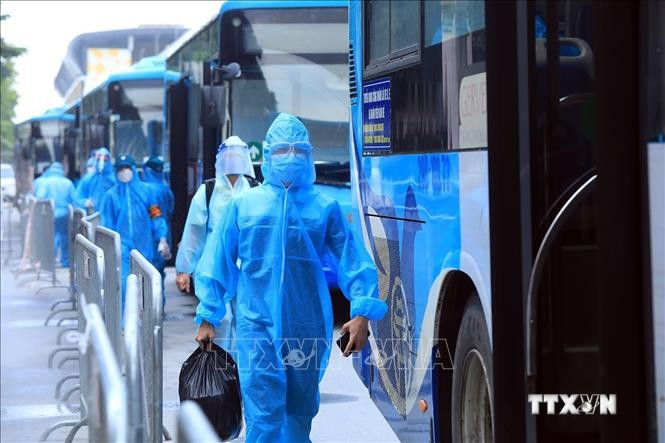 Hà Nội: Hoàn thành di dời 1.129 công dân ra khỏi “ổ dịch” Thanh Xuân Trung; áp dụng biện pháp mạnh hơn tại nội đô
