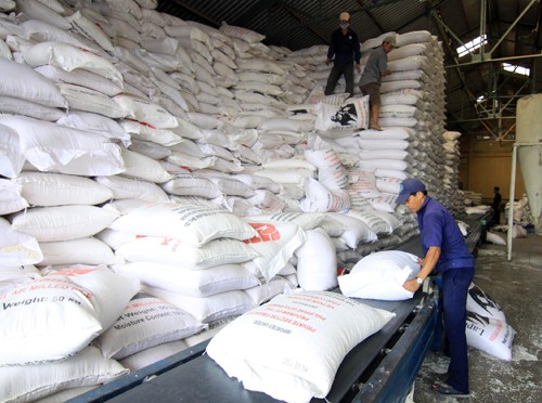 Xuất cấp hơn 1.847 tấn gạo hỗ trợ người dân Quảng Nam và Quảng Ngãi bị ảnh hưởng do dịch COVID-19