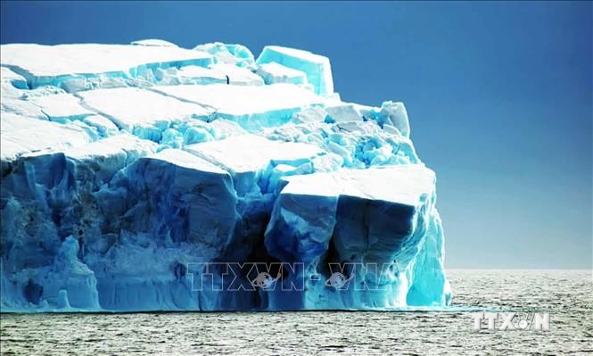 Dự án khoan đáy đại dương để xác định khả năng cứu thềm băng Nam Cực