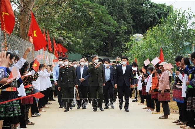 Bộ trưởng Bộ Công an Tô Lâm dự Ngày hội Đại đoàn kết toàn dân tộc tại xã Phì Nhừ
