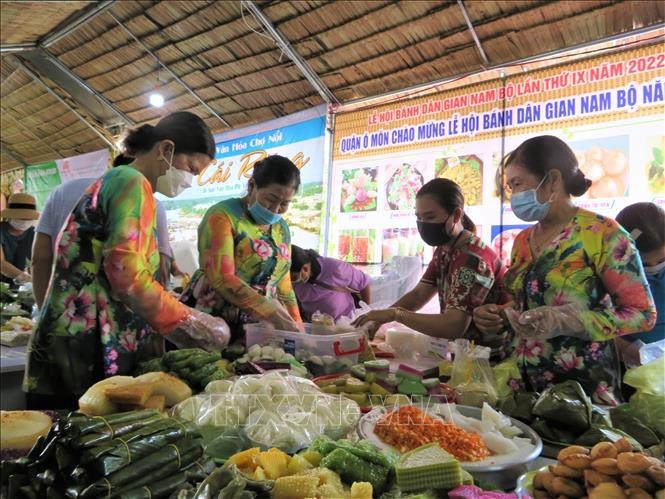 Hội thi chủ đề “Bánh dân gian Việt Nam: Hội nhập và phát triển” ở Cần Thơ