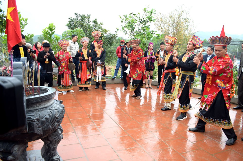 Bảo tồn nét văn hóa đặc trưng của người Dao ở Quảng Ninh