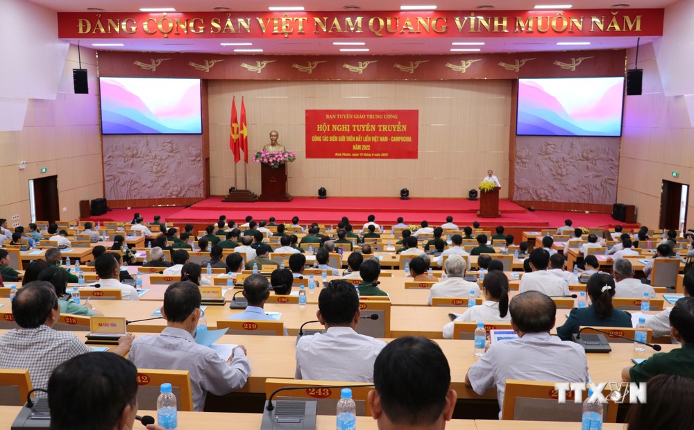 Đẩy mạnh tuyên truyền công tác biên giới trên đất liền giữa hai nước Việt Nam - Campuchia