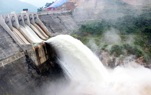 Nghệ An: Nhiều hồ chứa nước thủy điện khẩn cấp xả