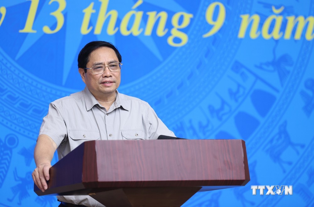 Thủ tướng Phạm Minh Chính: Không để thiếu thuốc, sinh phẩm, vật tư y tế do thủ tục hành chính, quy định của pháp luật và do thiếu tinh thần trách nhiệm của cán bộ