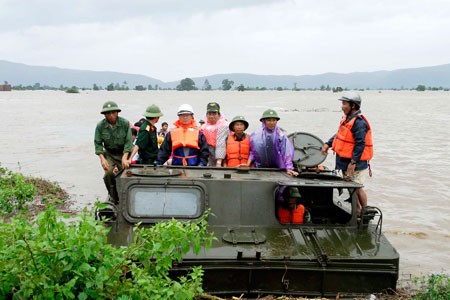 Ứng phó với bão số 4: Gia Lai đảm bảo lương thực, thực phẩm tại khu vực ngập sâu và chia cắt