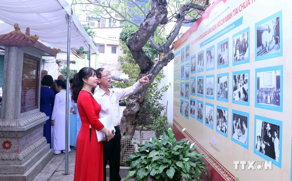 Khánh thành “Không gian văn hóa Hồ Chí Minh” tại Hội quán của đồng bào người Hoa