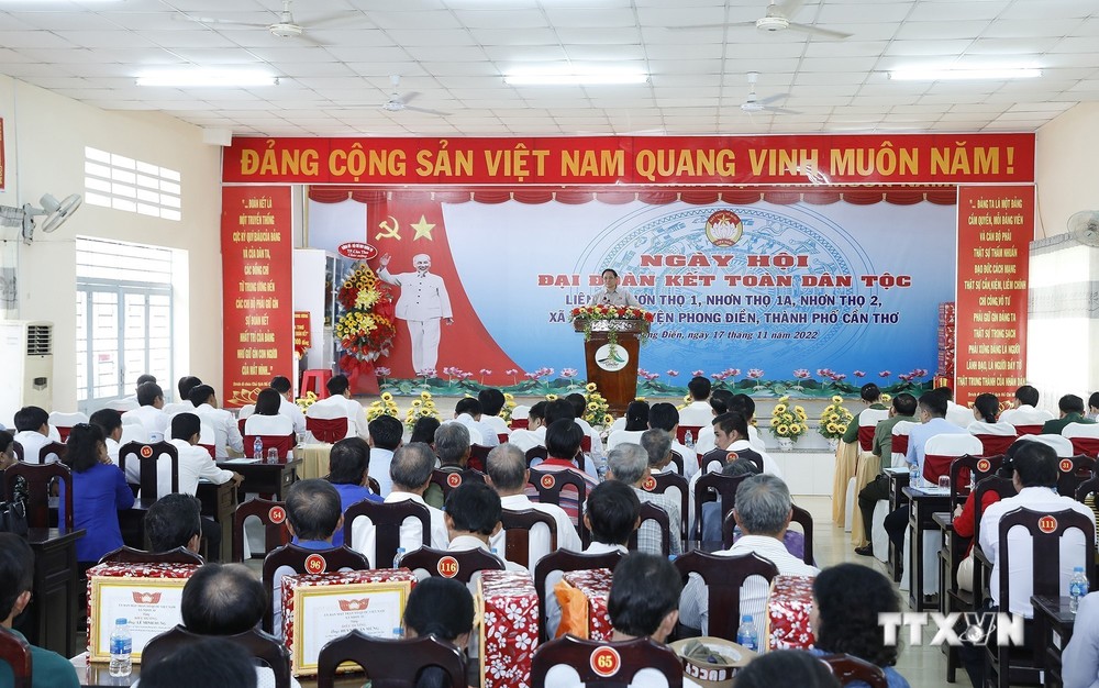 Thủ tướng Phạm Minh Chính dự Ngày hội Đại đoàn kết toàn dân tộc tại xã Nhơn Ái