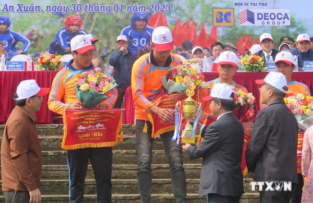 Sôi nổi Hội đua ngựa truyền thống Gò Thì Thùng ở Phú Yên