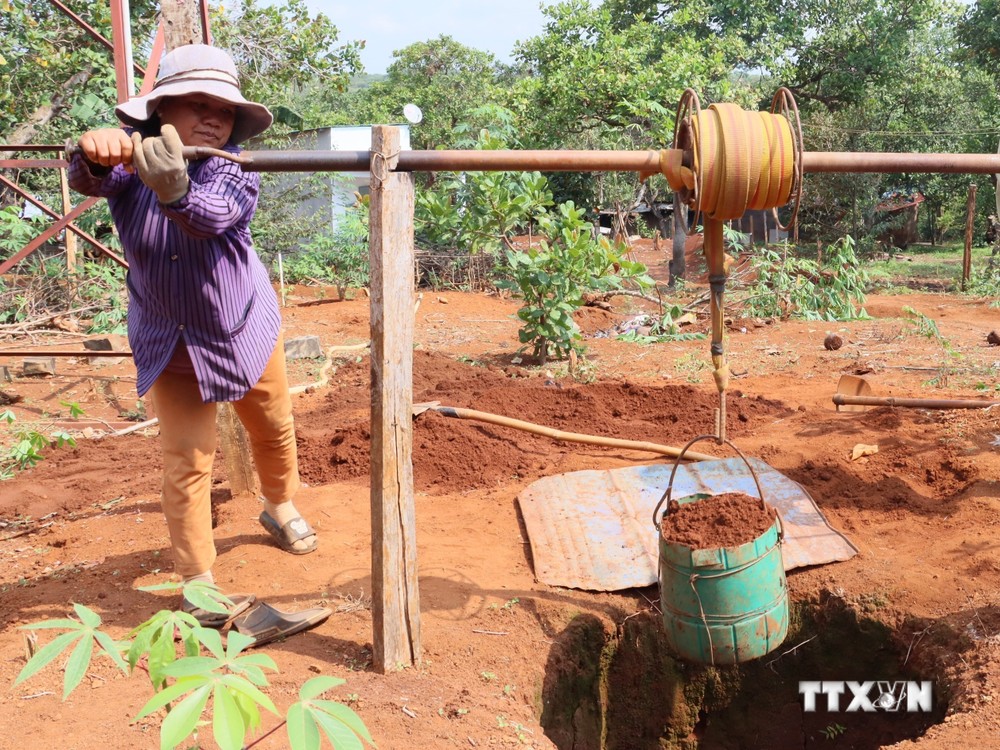 Người dân xã biên giới Bình Phước "khát" nước sạch sinh hoạt