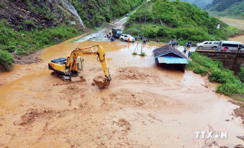 Mưa lũ gây nhiều thiệt hại tại huyện Mường La, Sơn La