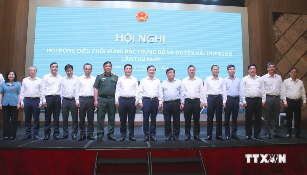 Phó Thủ tướng Trần Hồng Hà: Phát triển nhanh, bền vững vùng Bắc Trung Bộ và duyên hải Trung Bộ