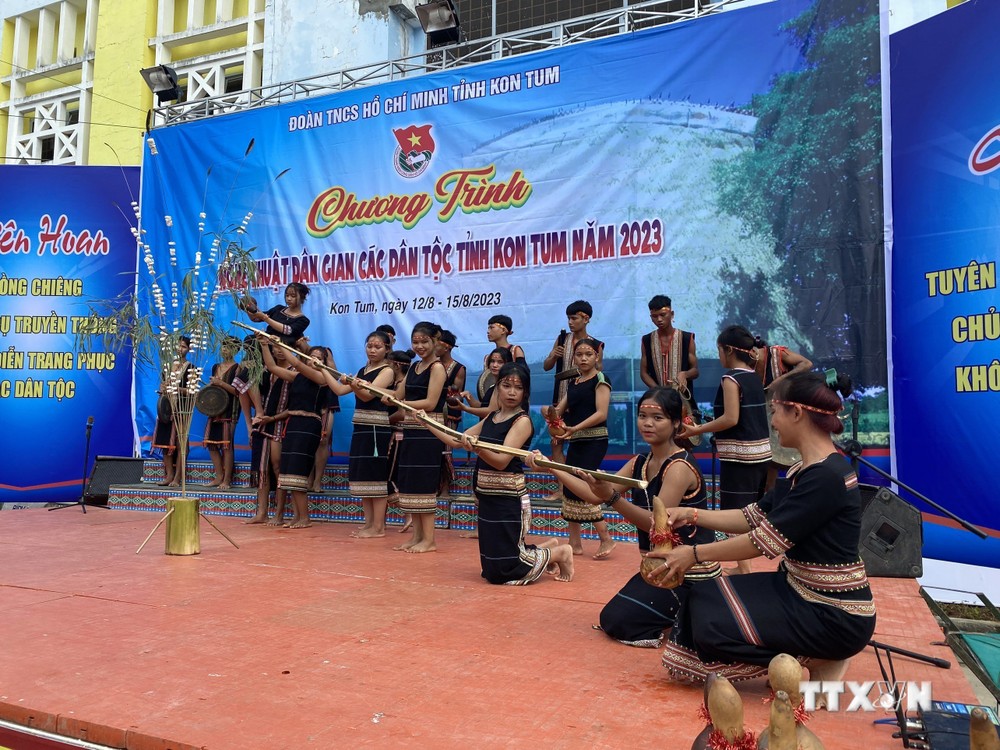 Bảo tồn giá trị bản sắc văn hóa truyền thống trong thế hệ trẻ tỉnh Kon Tum