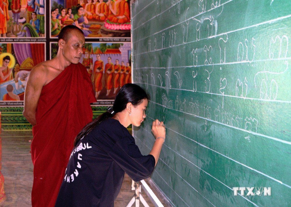 Bảo tồn và phát huy chữ viết, tiếng nói đồng bào Khmer tỉnh Sóc Trăng