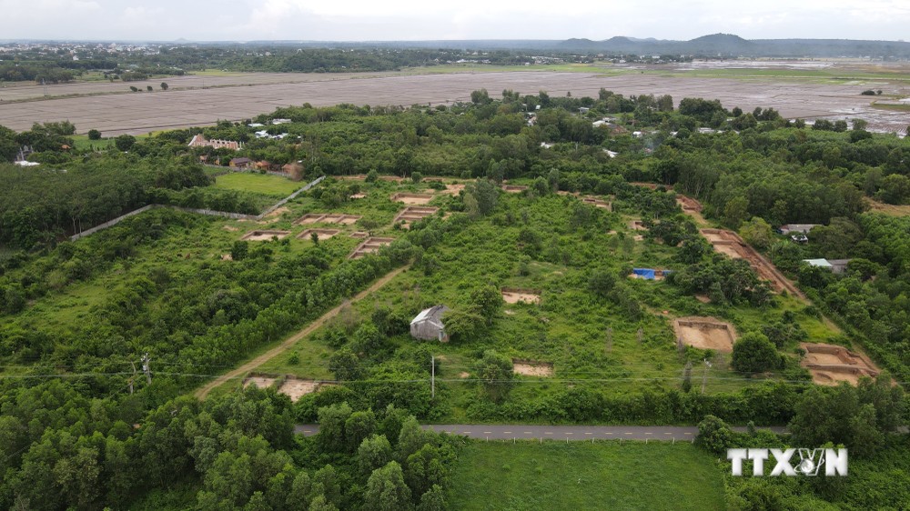 Vòng thành Đá Trắng: Lộ diện di tích thành cổ hiếm hoi còn tồn tại ở Nam Bộ