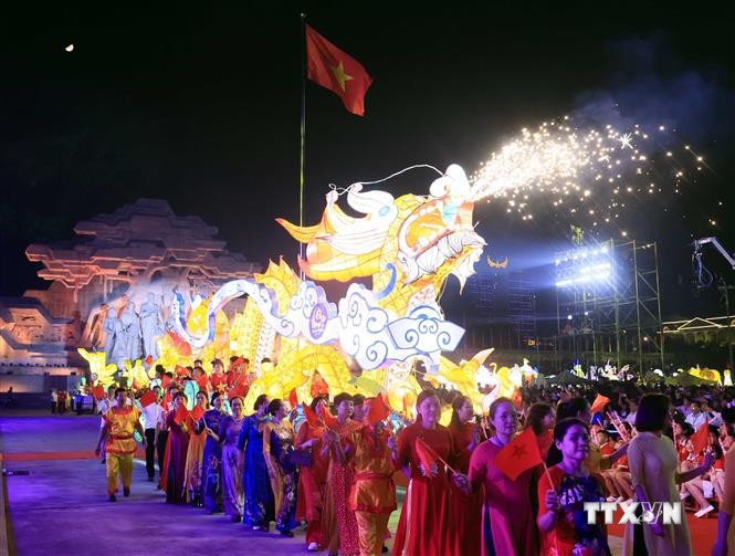 Đón hơn 200 nghìn khách du lịch dịp Lễ hội Thành Tuyên