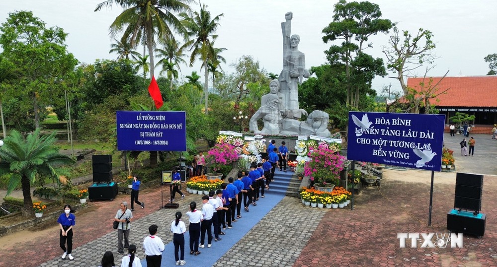 Dâng Hương Tưởng Niệm 56 Năm Vụ Thảm Sát Sơn Mỹ Báo ảnh Dân Tộc Và Miền Núi