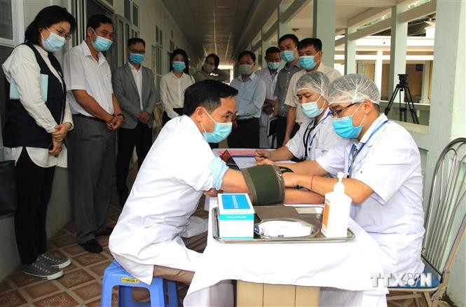 Dịch COVID-19: Hơn 30.900 người dân Việt Nam đã được tiêm vaccine phòng bệnh