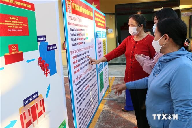 Cử tri Quảng Nam gửi trọn niềm tin trong từng lá phiếu