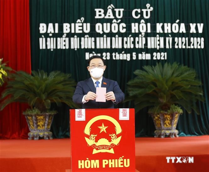 Chủ tịch Quốc hội Vương Đình Huệ bầu cử tại huyện An Lão, Hải Phòng
