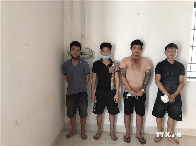 Tây Ninh liên tiếp bắt giữ 2 vụ xuất cảnh trái phép qua biên giới